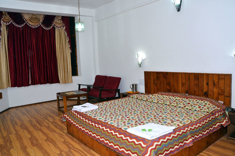 Hotel Devlok Primal Масурі Екстер'єр фото