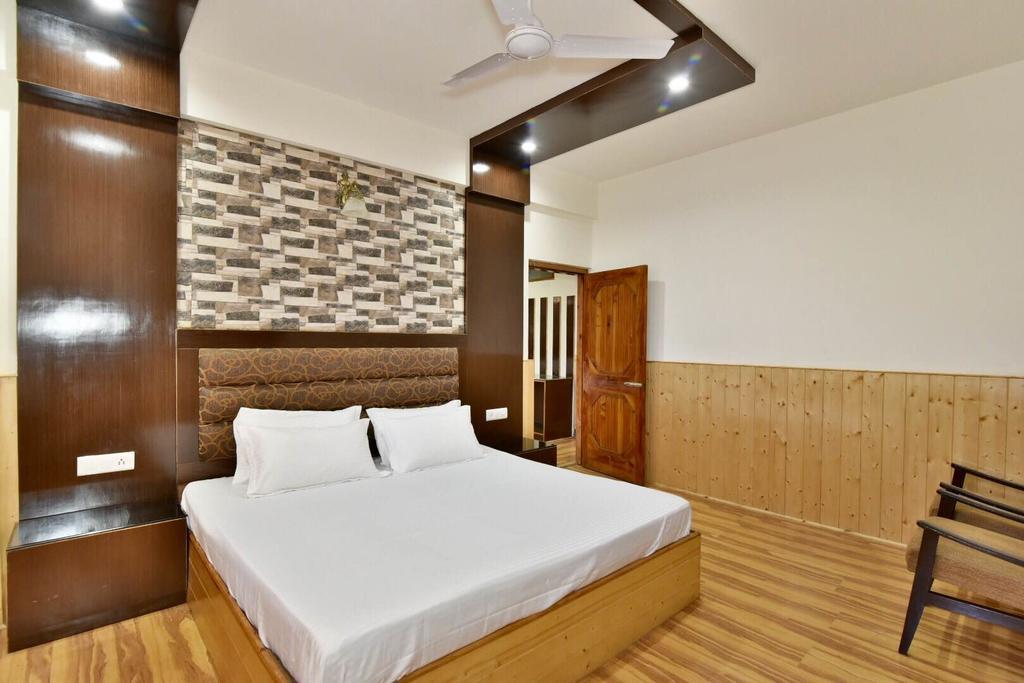Hotel Devlok Primal Масурі Екстер'єр фото